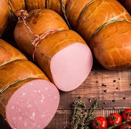 Варёные колбасы и ветчины